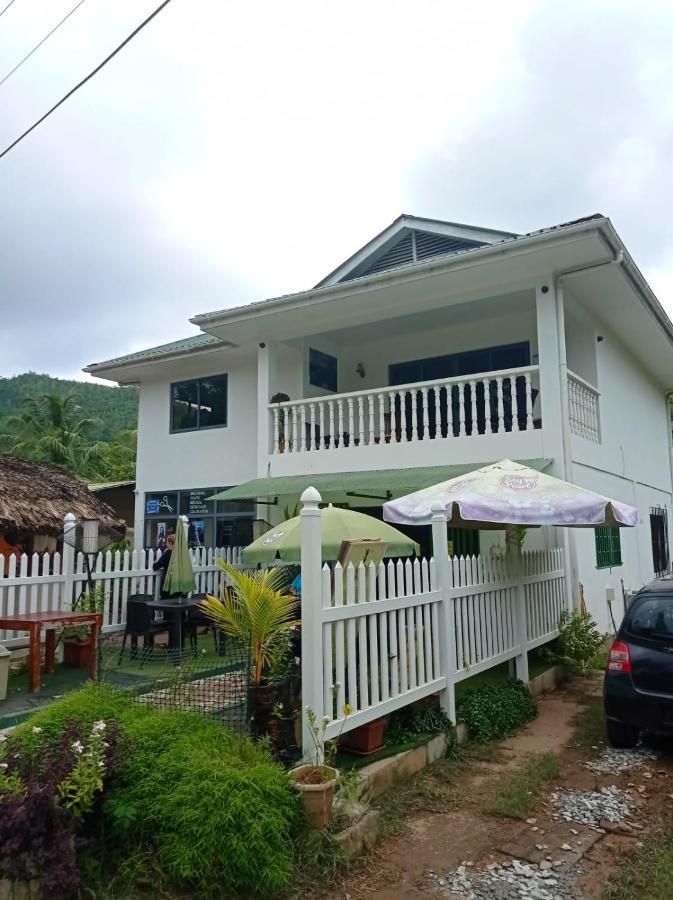 Les Forbans Selfcatering Apartment Takamaka Εξωτερικό φωτογραφία
