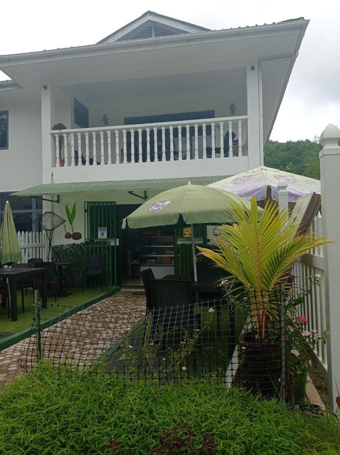 Les Forbans Selfcatering Apartment Takamaka Εξωτερικό φωτογραφία