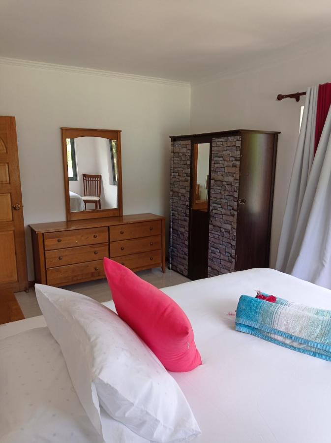 Les Forbans Selfcatering Apartment Takamaka Εξωτερικό φωτογραφία