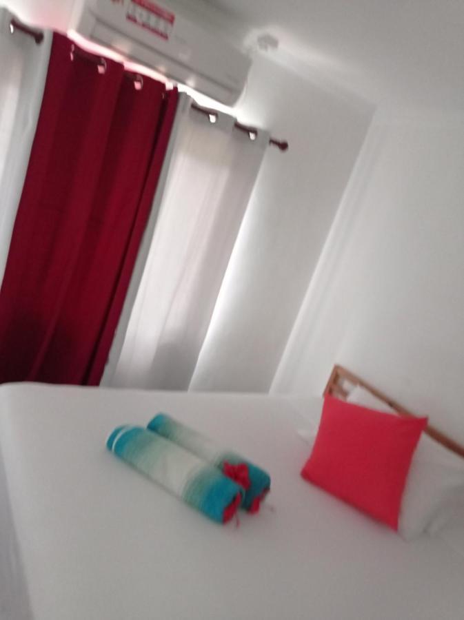 Les Forbans Selfcatering Apartment Takamaka Εξωτερικό φωτογραφία