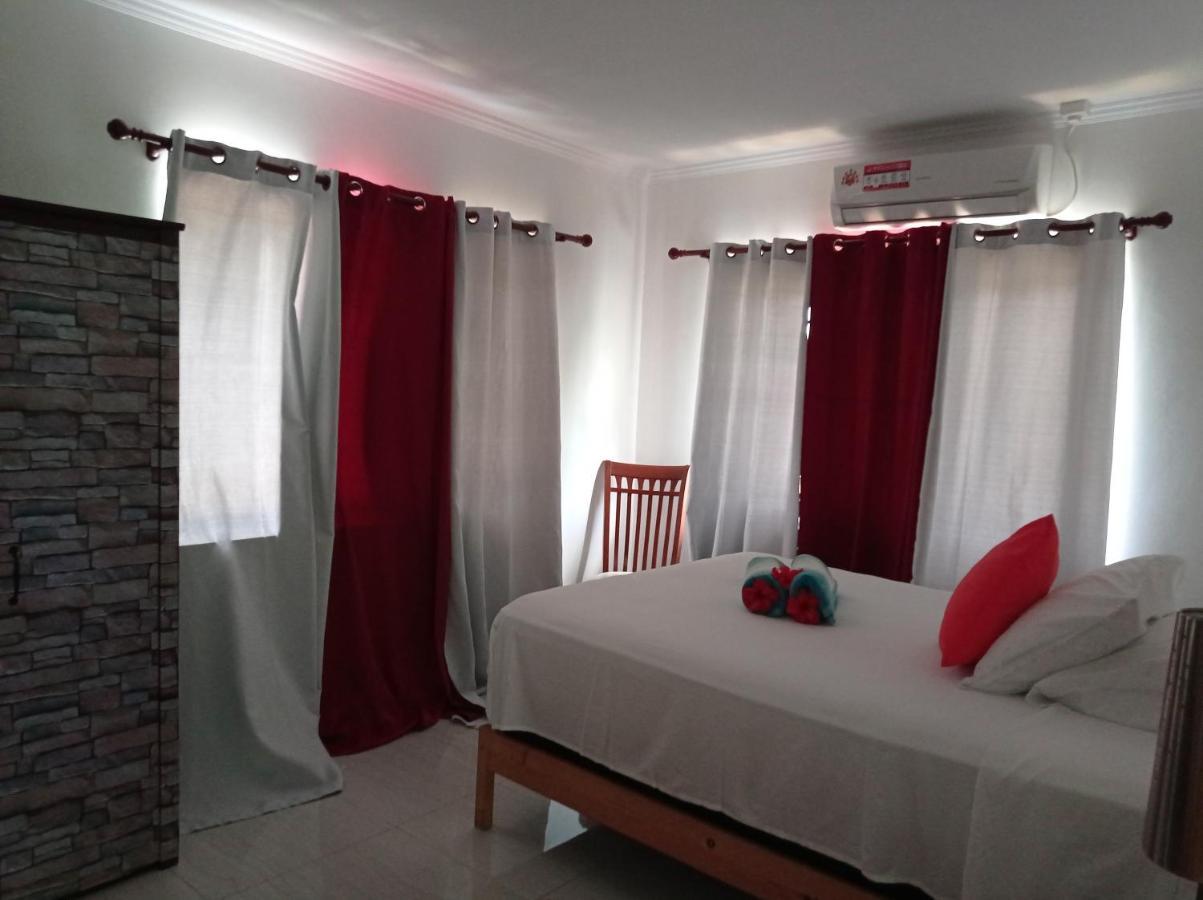 Les Forbans Selfcatering Apartment Takamaka Εξωτερικό φωτογραφία
