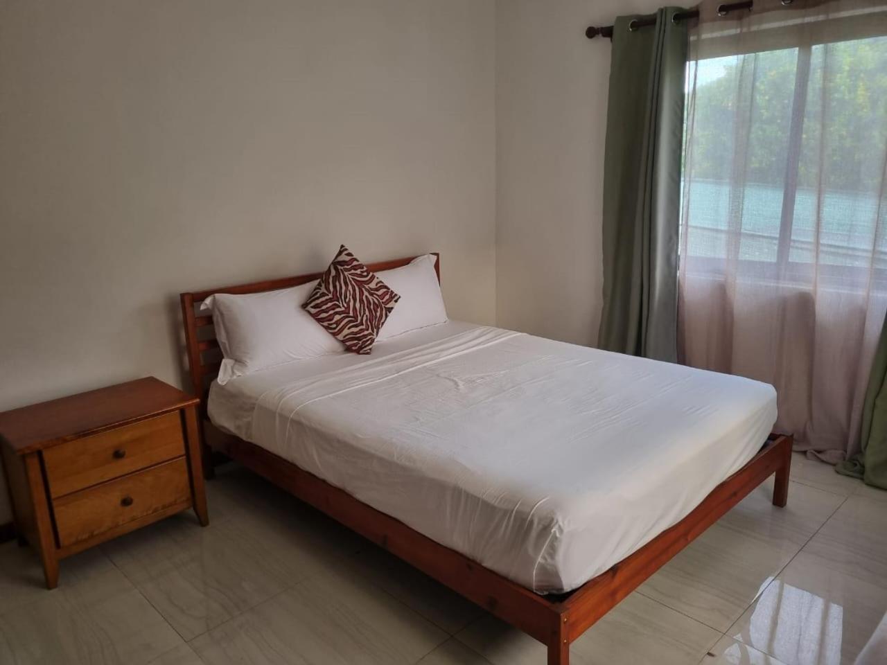 Les Forbans Selfcatering Apartment Takamaka Εξωτερικό φωτογραφία